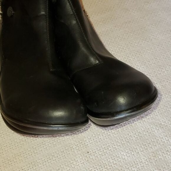 JBU by Jambu Sz.‎ 7.5 Fur-lined Black Booties - Picture 4 of 9